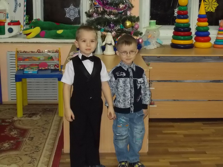 Фото и видео с утренников.