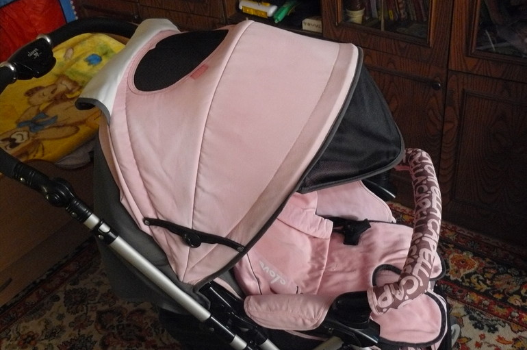 Продается коляска капелла (802)
