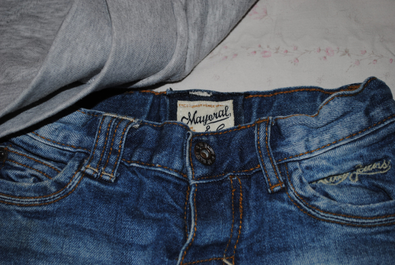 Кофты и и джинсы от 18-24 ,до роста 104