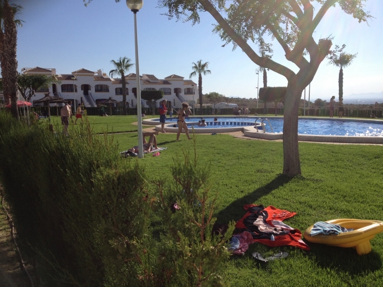 Сдаю бунгало 2 спальни (Испания, Коста Бланка)