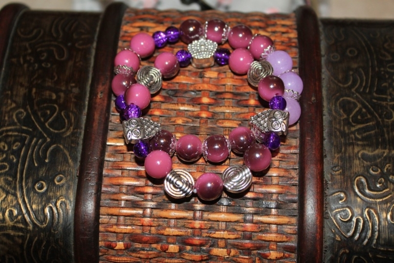 Мои первые браслетики!