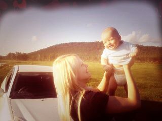 Сегодня моему малышу 2 годика)))