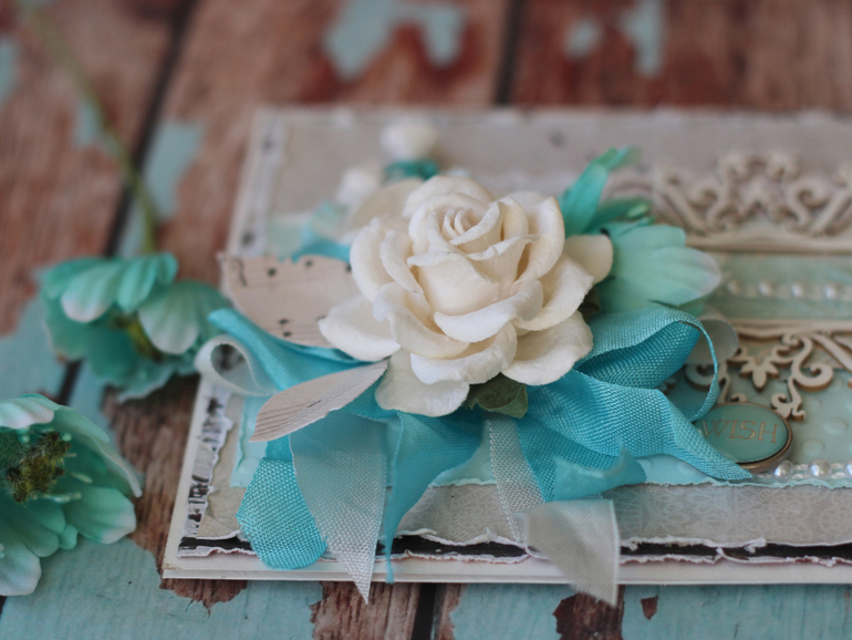 Открытка в бирюзовой палитре