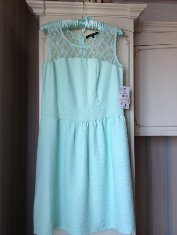 ПЛАТЬЕ RESERVED Р.40 900 РУБЛЕЙ