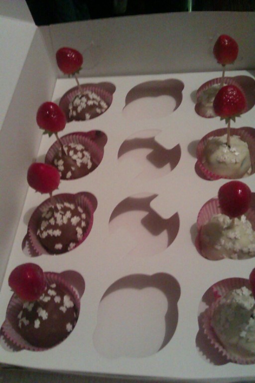 Капкейки и кейкпопсы