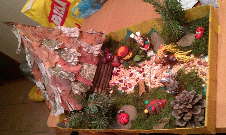 Осенняя поделка из природного материала в садик