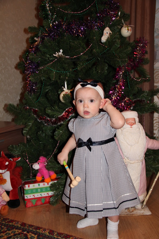 Годик! Мы это сделали! Вырастили годовалого ребенка!)))