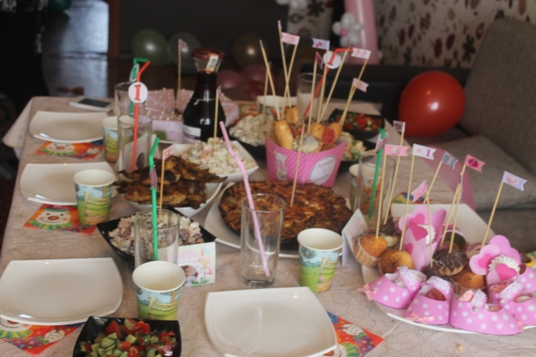 ГОДОВАСИЕ)))