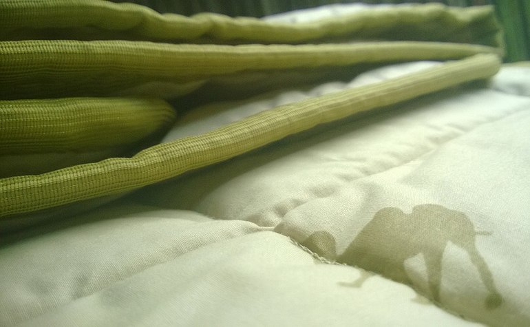 Одеяло и подушка