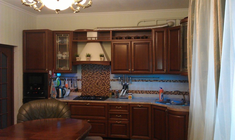 Где купить кухонные фасады из массива.