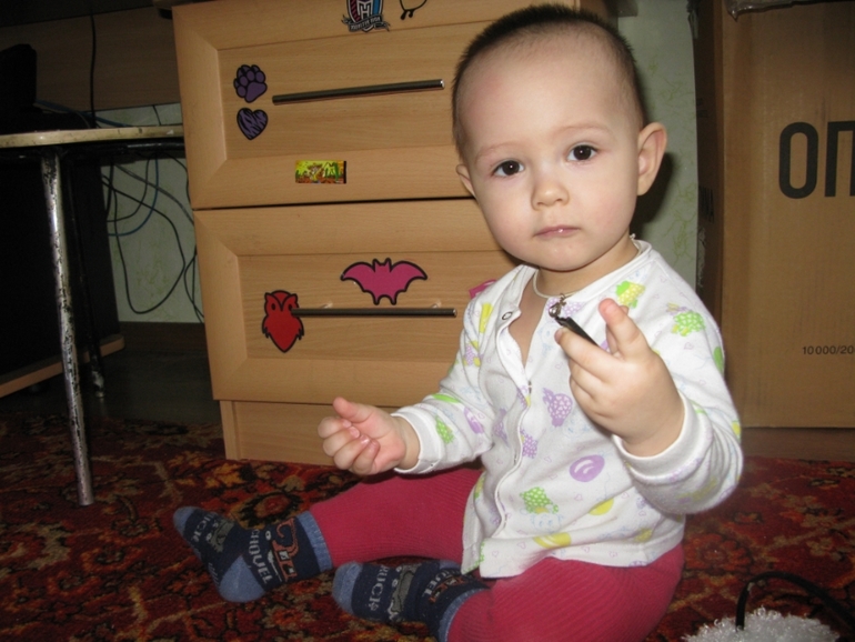 наш долгожданный выстраданный 4-ый зубик...