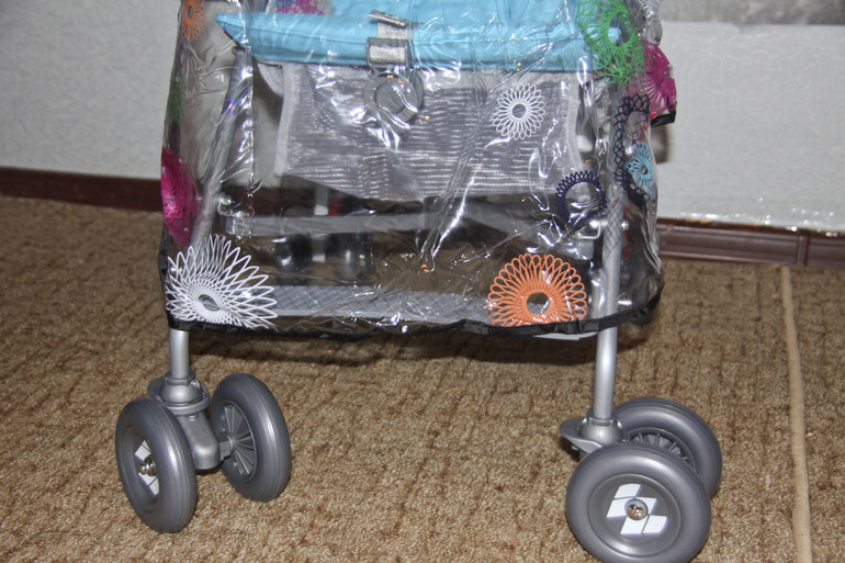 Maclaren Volo Silver Rotary Print 2014