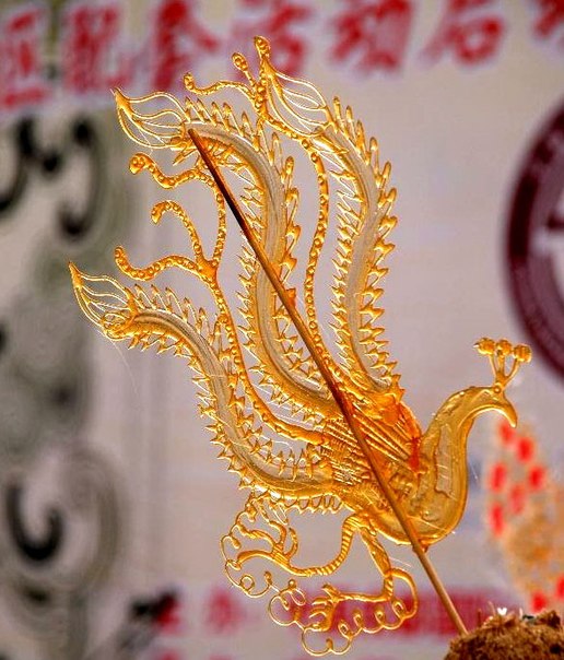 Танхуа — древнее китайское искусство рисования расплавленной карамелью.