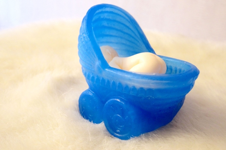 С новорожденным!