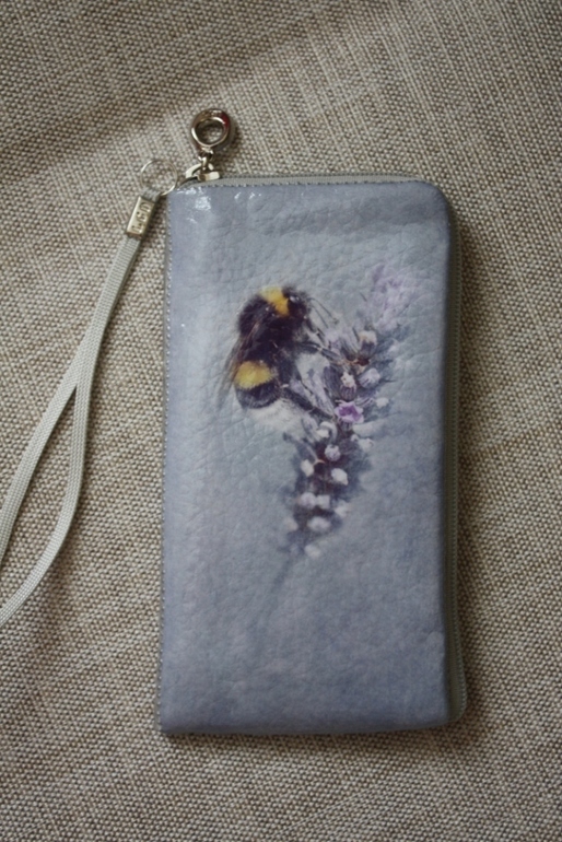 Чехлы для телефона