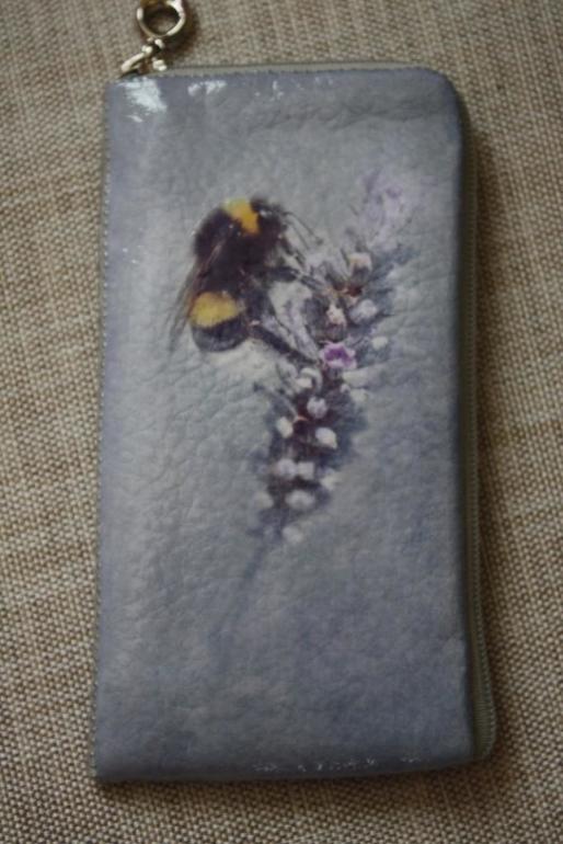 Чехлы для телефона