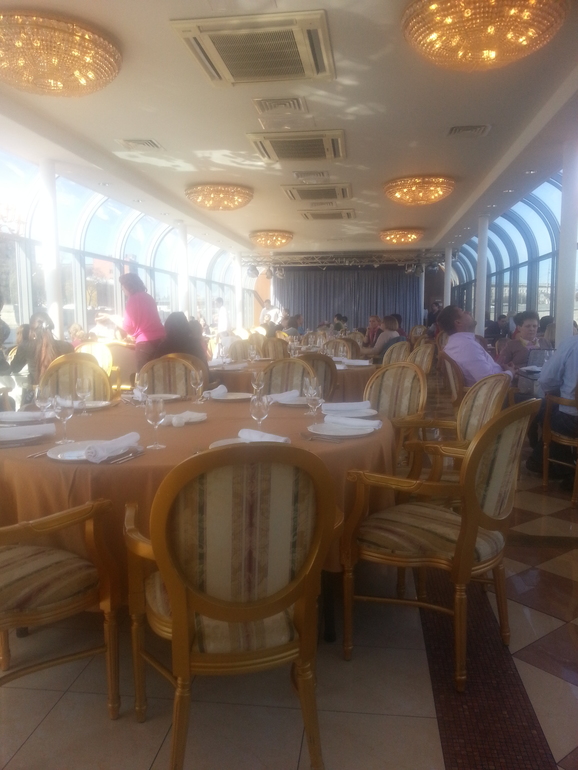 Прогулка на River Palace.
