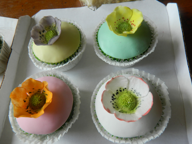 Капкейки с цветочками)))