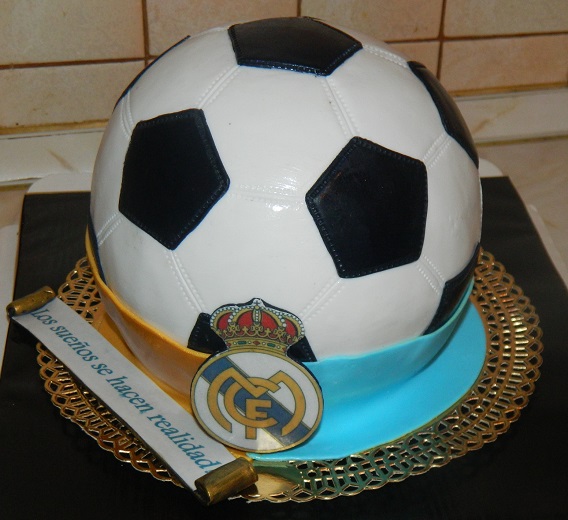 Футбольный мяч