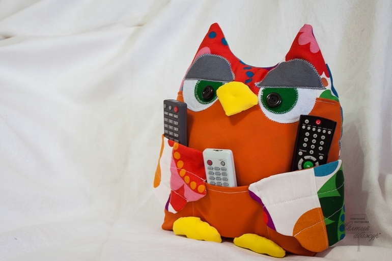 Подушка с карманами для мелочей