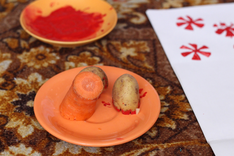 Мы тоже готовимся в художники. Первое занятие