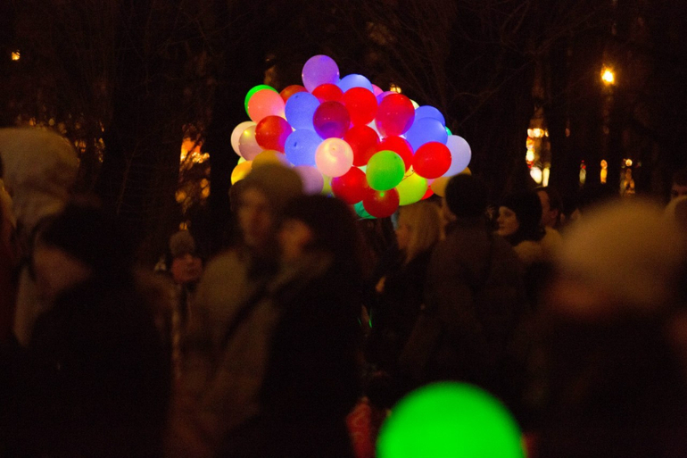 Светящиеся воздушные шарики