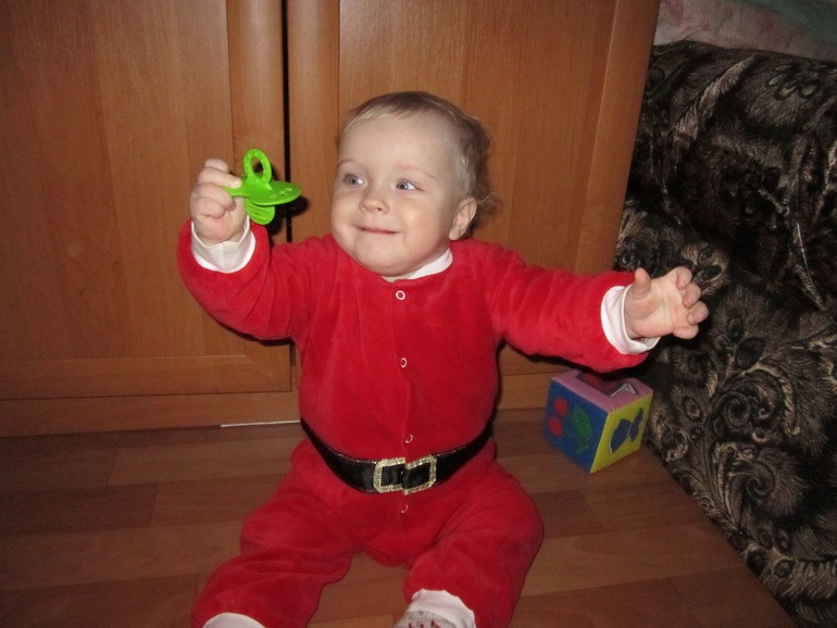 С опозданием наш юный Санта