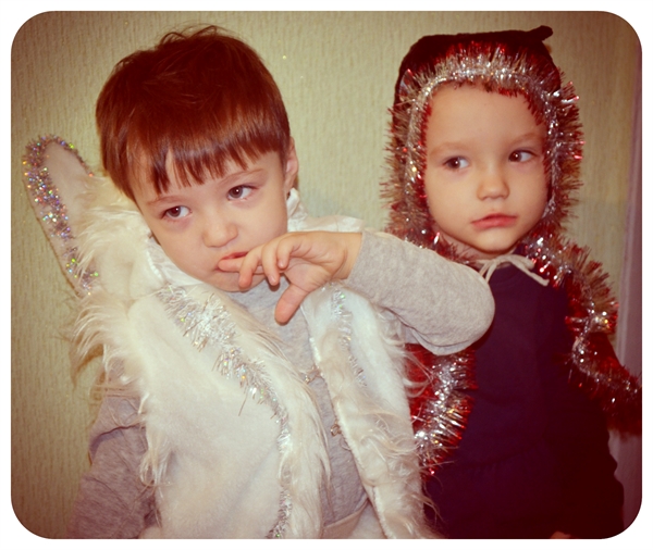 Первый новогодний утренник в яслях