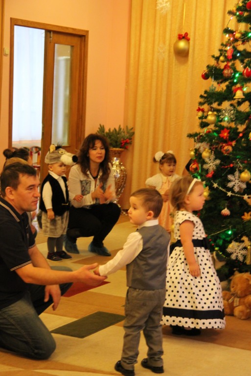 Первый Новый год в садике!