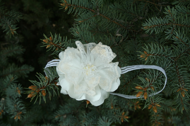 Повязка на волосы "Нежность"