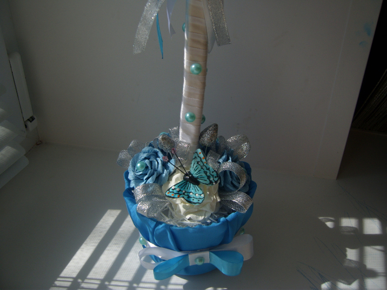 Вот прям закончила сегодня перед праздником! Выставляю на просмотр!