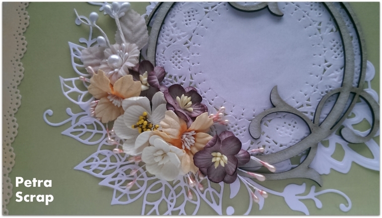 Фотоальбом романтичный.