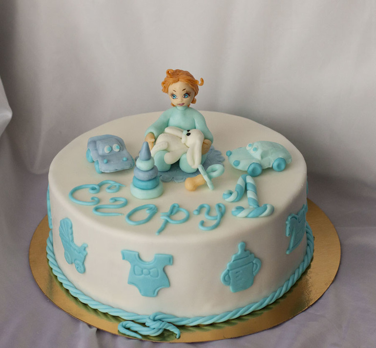 На годик мальчику.