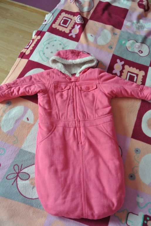 Продам вещички для девочки от 0 до 1 годика.