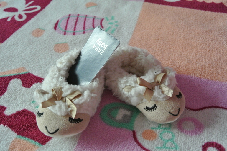 Продам вещички для девочки от 0 до 1 годика.