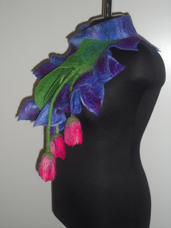 Так сильно захотелось тюльпанов-решила их свалять