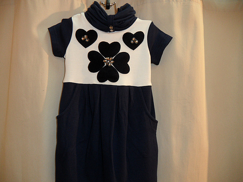 Куплю платье для девочки р.98 или 104. Можно б/у