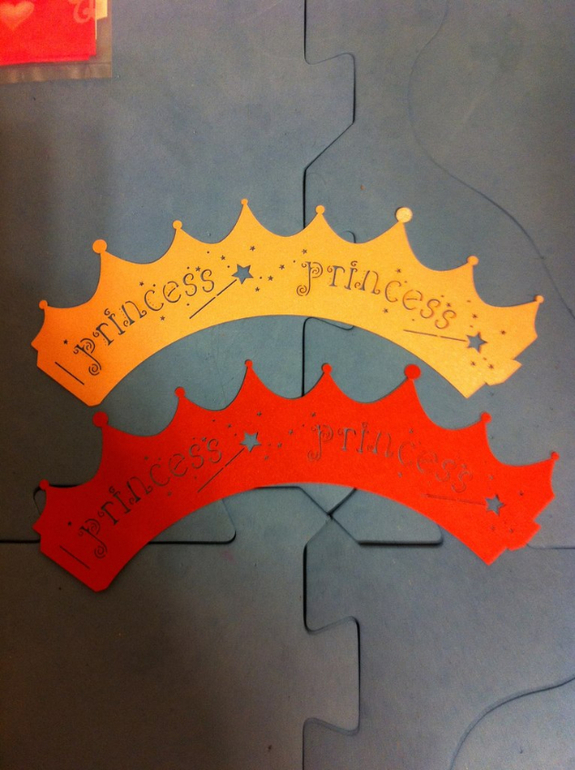 Продаю все к дню рождения маленькой принцессы.