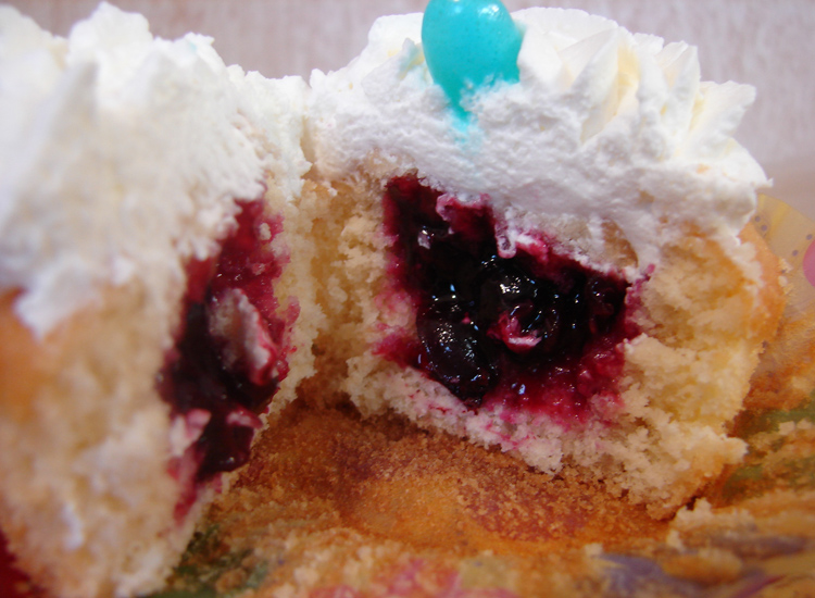 Первые капкейки или эксперимент с начинками)