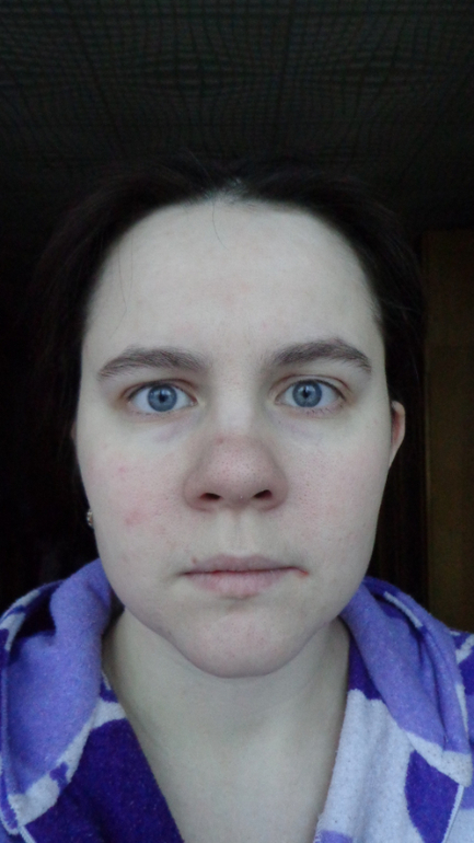 Форма лица, прическа,  брови