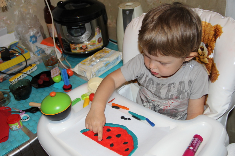 ТЗ Красный цвет. Ягоды.