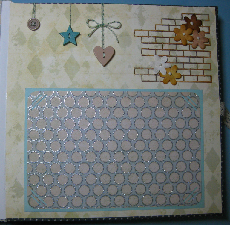 Альбом первого года жизни Малыша