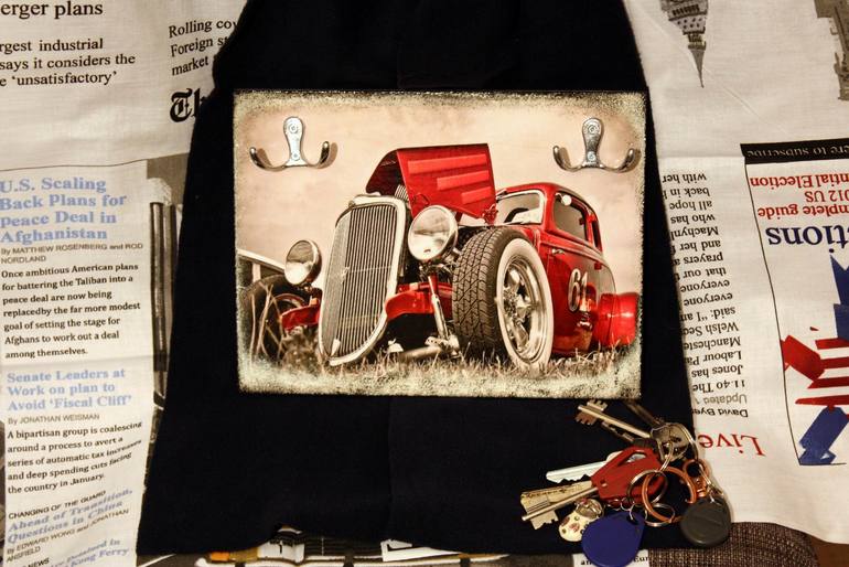 Ключница "Ретро-автомобиль")