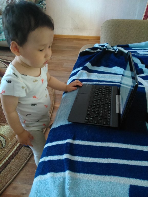 лежу и думаю..а напишу-ка я наши новости;)