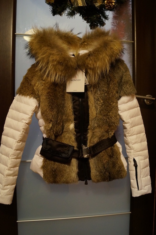 Новая курточка 7000 рублей,почта.