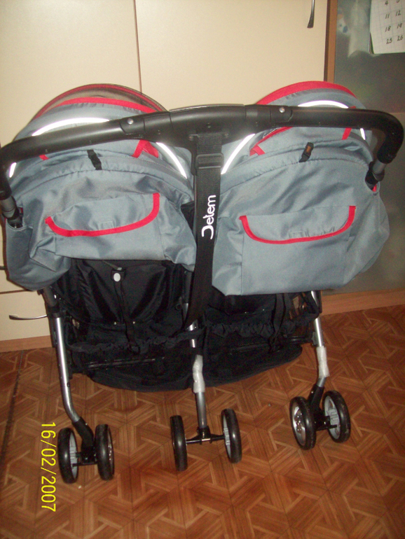 Поменяю коляску