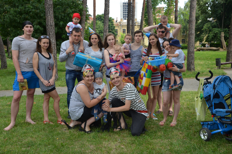 Нам уже годик !!! Часть первая .