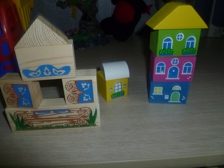 День 3.Что нам стоит дом построить