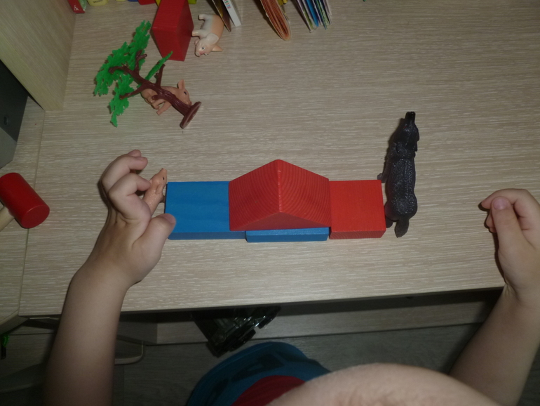 День 1 "Что нам стоит дом построить-2"