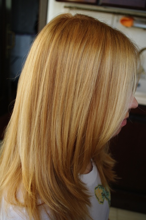 Парикмахерские услуги.